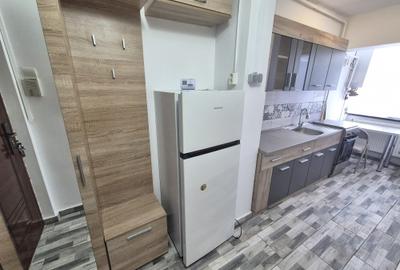 Garsonieră decomandată, mobilată în Astra - 11