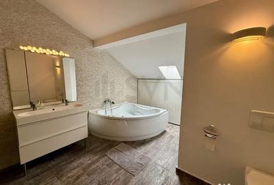 Apartament cu 4 camere semidecomandat în Sisești - 2