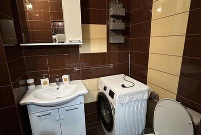 Garsonieră decomandată în CET - 4