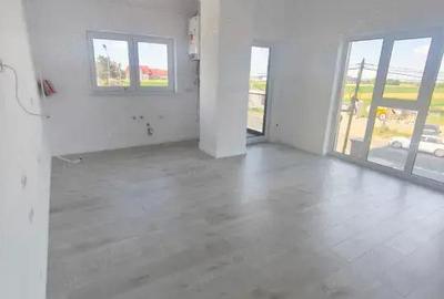 Apartament 3 camere+ boxa, etaj intermediar, Calea Bucovinei, Radauti