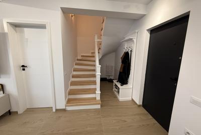 Casă cu 4 camere cu Teren 156 Mp în 1 Decembrie - 7