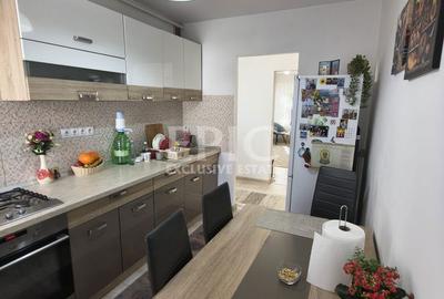 Apartament cu 3 camere decomandat în Tudor - 7