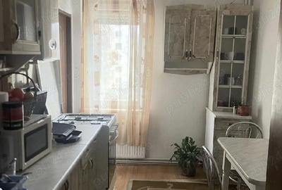 Apartament cu 2 camere decomandat în Tudor - 3