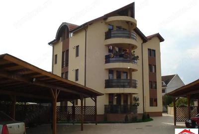 Apartament cu 3 camere de inchiriat etaj 1 cu parcare acoperita