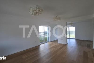 Casă cu 4 camere cu Teren 110 Mp în Central - 3