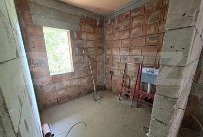 Casa plan parter 4 camere si beci in  Barnova - 6