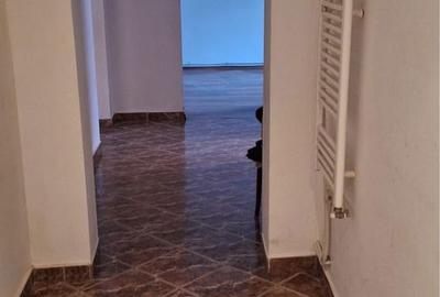 Apartament cu 3 camere în Central - 5
