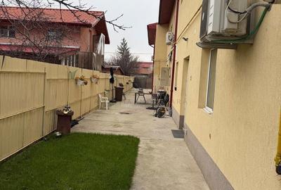 Casă cu Canalizare în Dobroești - 12