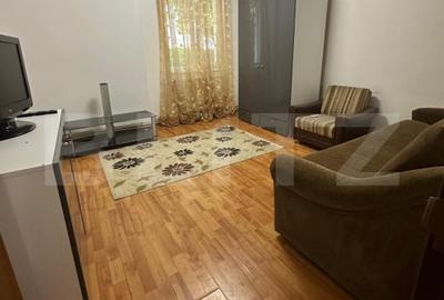 Apartament cu o camera de vanzare - zona Tudor, etaj 1 din 4 - 2