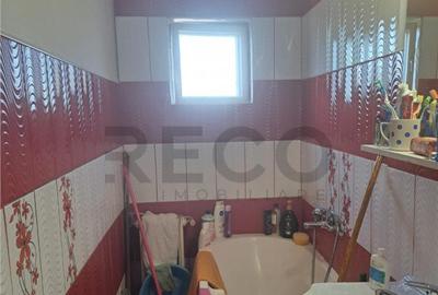 RECO Apartament cu doua camere in Nufarul - 6