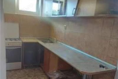 Vand apartament decomandat 2 camere, etaj 4 - 4