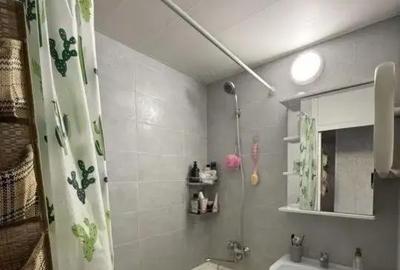 Apartament cu 2 camere semidecomandat în Lipovei