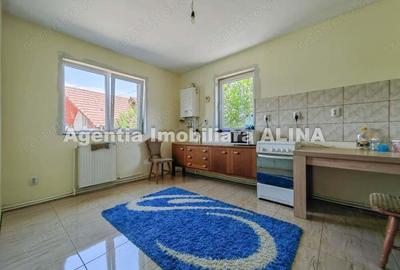 Casă cu 6 camere în Bejan - 3