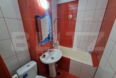 Apartament de vanzare, cu 2 camere semidecomandat, 38 mp, zo - 5