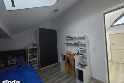 Apartament cu 4 camere decomandat în Valea Lupului - 4