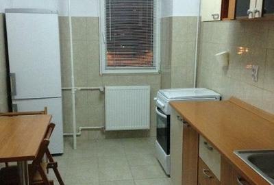 Garsoniera decomandata, centrala termica, bloc 1991 – zona Sebastian - 1