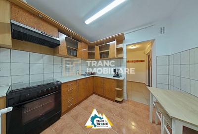 Apartament cu 4 camere decomandat, mobilat în Miorița - 2