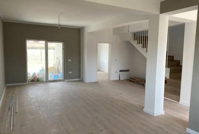 Casă cu 4 camere cu Teren 628 Mp în Central - 3