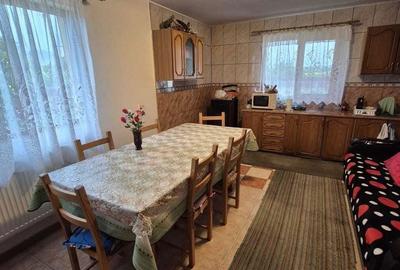 Casă cu 4 camere în Siretu - 6