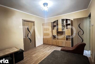 Apartament cu 2 camere nedecomandat, mobilat în Vasile Aaron - 1