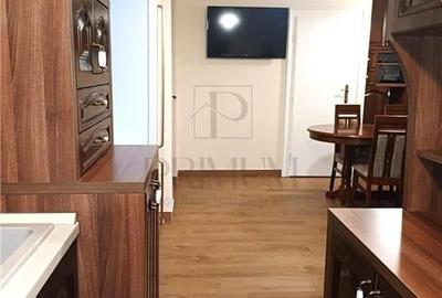 MEDICINA - ETAJ 2 - CLADIRE ISTORICA - 3 CAMERE - 1 BALCON - 1 TERASA - CENTRALA - 10