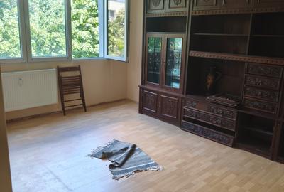 Apartament cu 4 camere decomandat în Drumul Taberei - 1