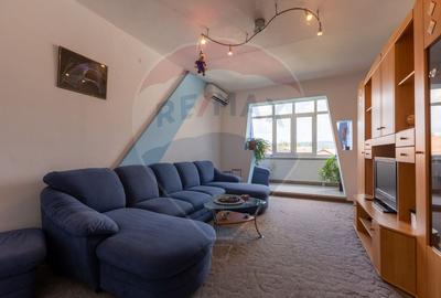Apartament cu 3 camere decomandat în Central - 2