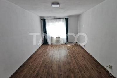 Apartament cu 3 camere decomandat, mobilat în Terezian - 7