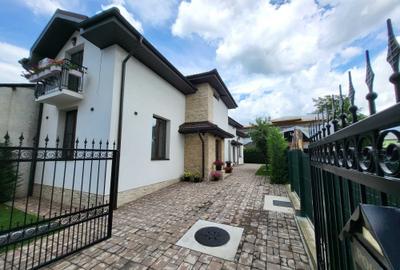 Casă cu 4 camere în Ultracentral - 1