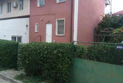 Casă cu 4 camere în Exterior Vest