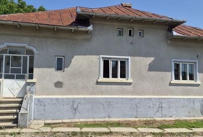 Casă cu 4 camere cu Teren 112 Mp în Central - 4