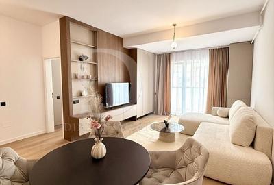 Apartament cu 2 camere semidecomandat, mobilat în Florești