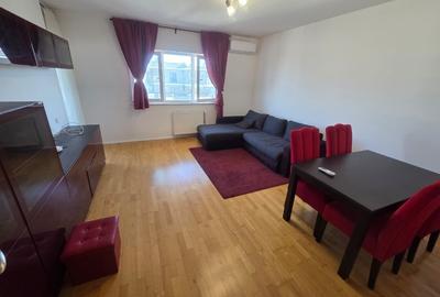 Apartament cu 3 camere decomandat, mobilat în Tei