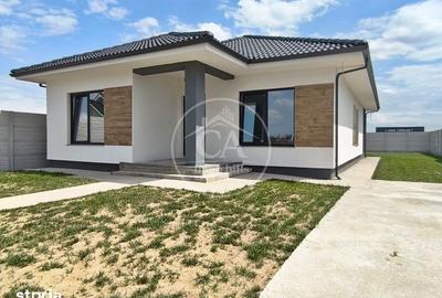 Casă cu 4 camere decomandat cu Teren 553 Mp în Sântandrei - 10