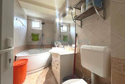 Apartament cu 3 camere decomandat, mobilat în Dacia - 9