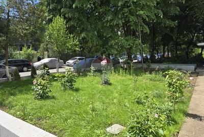 Apartament cu 3 camere decomandat, mobilat în Brâncoveanu