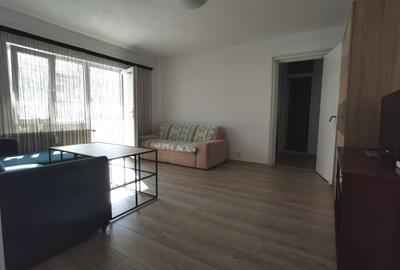 Apartament cu 2 camere semidecomandat în Prundu