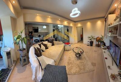 Apartament cu 2 camere decomandat în Intim