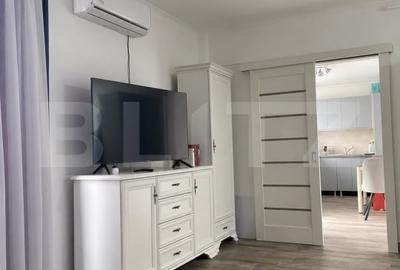 Garsonieră decomandată, mobilată în Tudor