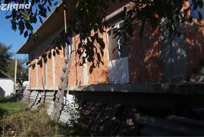 Teren de 2947 mp, în Central - 4