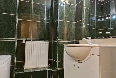 Apartament cu 3 camere în Centrul Civic