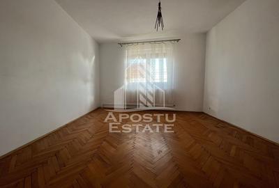 Birou, de 170 mp, în UTA - 5