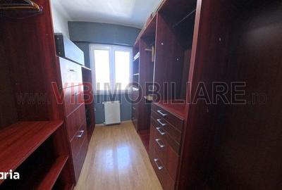 Apartament cu 3 camere în Grivița