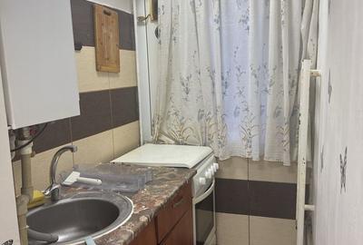 Garsonieră decomandată în Central - 1