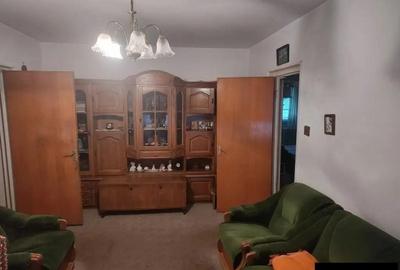 Apartament cu 3 camere semidecomandat în Câmpia Libertății - 1