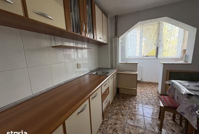 Apartament cu 3 camere în Iosia