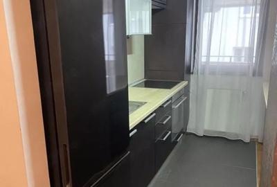 Apartament cu 3 camere decomandat în Andrei Mureșanu - 2