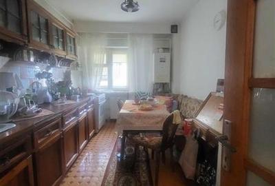 Apartament cu 3 camere decomandat în Autogară - 3