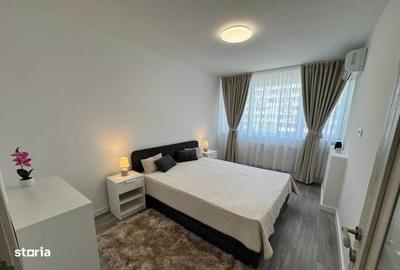 Apartament cu 3 camere în Tineretului