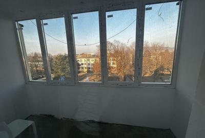 Apartament cu 2 camere decomandat în Central - 9